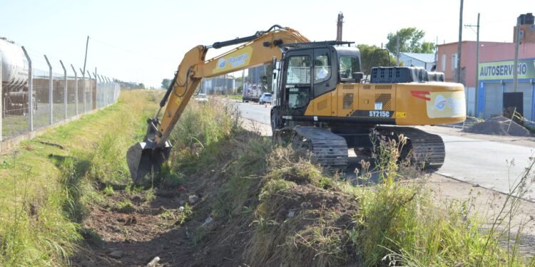Avanzan las obras de mejora en el sistema de drenaje urbano de Olavarría