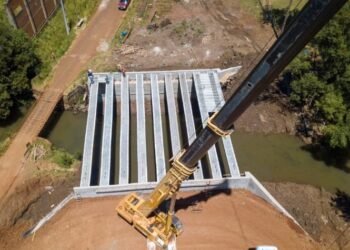 Encarnación: Construcción de Puente Estratégico Alcanza Fase Crucial