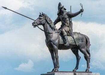 Renovaciones Transformadoras: Plan Integral de Modernización para Plazas Históricas Platenses