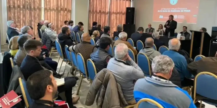 Agrimensores de Argentina se reúnen en San Rafael: Avances en regularización dominial y desarrollo profesional