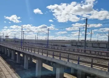 Invierte 940.000 euros en mantenimiento del viaducto que cruza la Ronda Supernorte y el arroyo Tamarguillo en Sevilla