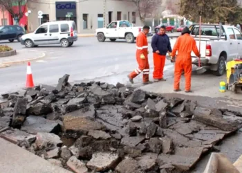 Mejoran la seguridad vial en Esquel: Nuevos reductores de velocidad en puntos estratégicos