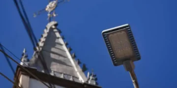 Proyecto de Iluminación LED en Cochabamba Alcanza un 62% de Avance en su Implementación