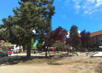 Remodelación Plaza Perú Concepción: Vecinos Denuncian Retrasos y Aumento de Inseguridad