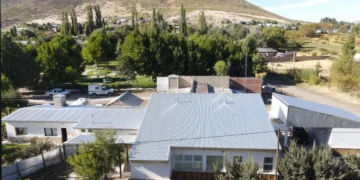 Neuquén financia cordones cuneta y veredas en El Cholar: inversión de $611,9 millones