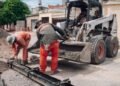 Bacheo con asfalto en calle Diego Celiz de Quiroga