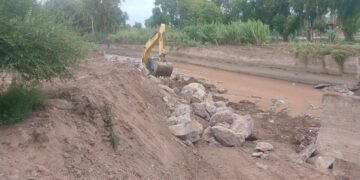 obras de refuerzo del canal Cacique Guaymallén para prevenir crecidas