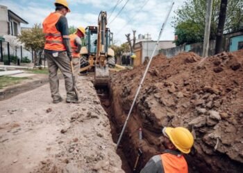 Parque Futura: 2400 vecinos y vecinas tendrán cloacas y calles asfaltadas