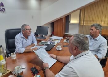 Subsecretaría de Deportes y Belgrano Rugby Club firman convenio para aporte económico para la infraestructura