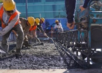 obra de desagüe pluvial en Sagrada Familia con corte de tránsito