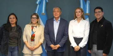 Espacio Comunitario y Deportivo en Senillosa con áreas cubiertas y exteriores